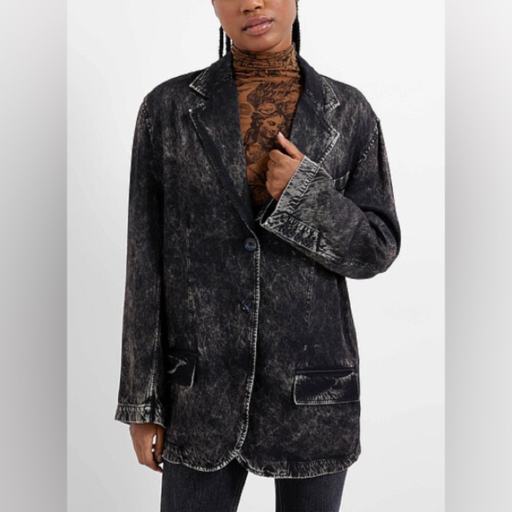 New with tags - Acne  Studios Black Blazer Jacket model purchased in 2025